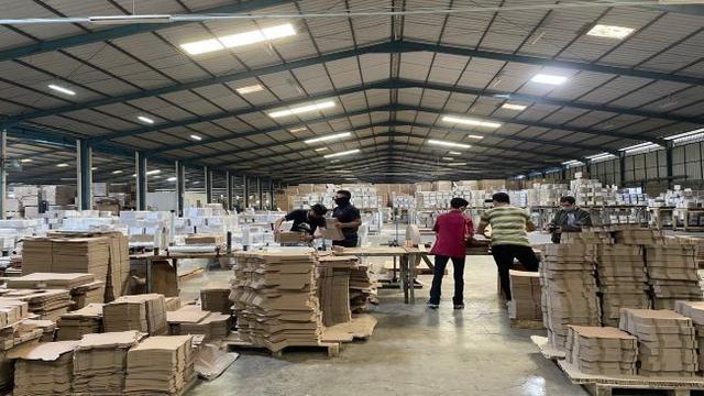 Ancaman Limbah Industri Pulp dan Kertas di Indonesia 